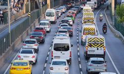 Araç sahiplerini sevindirecek karar! Resmi Gazete'de yayımlandı