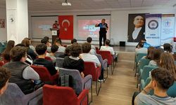 Samsun'da emniyetten öğrencilere sporda şiddet eğitimi