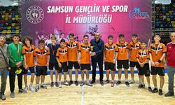 Futsalda şampiyon Köksal Ersayın Anadolu Lisesi