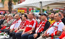 Tekkeköy'de milli heyecan meydanlara taştı!