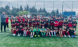 Karadenizspor Yaz Okulu'nda geleceğin yıldızları yetişiyor