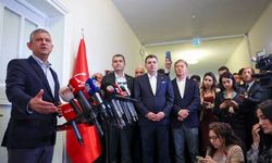 Özgür Özel'in ekibinden 28 CHP Parti Meclisi üyesi istifa etti