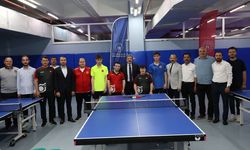 Samsunlu milli sporculara Vali Tavlı'dan moral