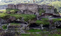 Tekkeköy’de Mağaralardan Modern Yerleşime Uzanan Yolculuk