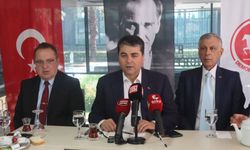 Demokrat Parti Genel Başkanı Gültekin Uysal Samsun'da politikaları eleştirdi