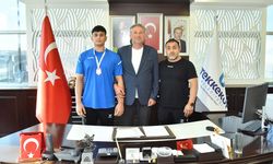 Başkan Mustafa Candal'dan milli sporcu Emirhan Gümüş'e tebrik