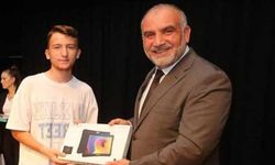 Canik'te sınav başarısına tablet, saat ve altın ödülü