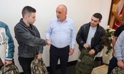İbrahim Sandıkçı'dan Mehmetçik adaylarına destek! 6 bin TL ve asker çantası