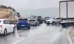 D-100 Samsun yönünde kazalar peş peşe geldi! O anlar kameraya yansıdı