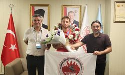 Avrupa ikincisi milli kanocu Resul Aydın'a Samsun'da coşkulu karşılama