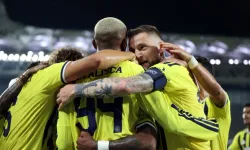 Fenerbahçe tek golle güldü! Tur umudu Polonya'ya taşındı