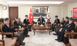 Kıbrıs gazilerinden Samsun Valisi Orhan Tavlı'ya anlamlı ziyaret
