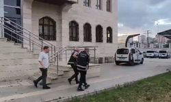 Kırmızı bültenle aranıyordu! Samsun'da saklandığı adreste yakalandı