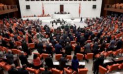 Özgür Özel'in ardından CHP'de deprem! İşte istifa eden milletvekili sayısı