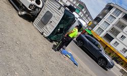 Samsun'da beton kamyonu devrildi!