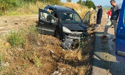 Samsun'da hafif ticari araç takla attı! 2'si çocuk 5 yaralı