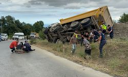 Samsun'da taş yüklü kamyon devrildi: Necdet Bolat hayatını kaybetti