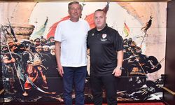 Tekkeköy'de Türk futbolu masaya yatırıldı