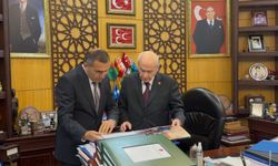 MHP Samsun İl Başkanı Burhan Mucur'dan MHP lideri Devlet Bahçeli'ye kongre raporu