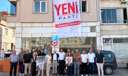 CHP'de yaprak dökümü: İlkadım Belediye Meclis üyeleri Yeni Parti'ye katıldı