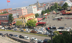 Samsun Cumhuriyet Meydanı’nda trafik yoğunluğu