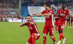 Samsunspor’un yeni golcüsü Fatih Kaya siftahı Rize’de yaptı