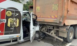 Samsun'da kamyonet kamyona çarptı: 1 yaralı