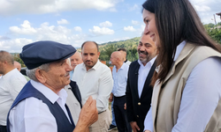 AK Partili Çiğdem Karaaslan Kavak’ın taleplerini dinledi