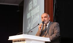Başkan İbrahim Sandıkçı’dan öğrencilere başarı ödülü