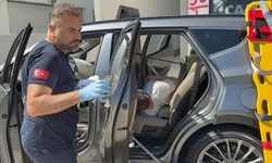 Samsun’da kontrolden çıkan otomobil duvara çarptı: 3 yaralı