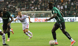 Samsunspor direğe takıldı! Kocaelispor ilk yarıyı önde kapattı