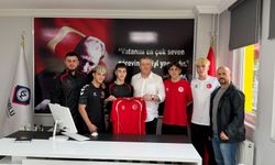 Zorlu’dan milli boksörlere tam destek!