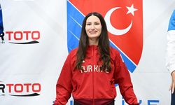 Samsunlu Nisanur Erbil’den altın madalya!