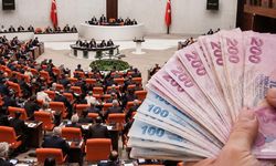 3 yıldır beklenen teklif TBMM'de! Kabul edilirse emekliler yaşadı