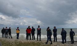 Sinop'ta tekne alabora oldu! Samsunlu polis Numan Şen her yerde aranıyor