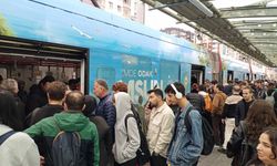 Samsun’da tramvaylarda sabah izdihamı!