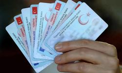 Kimliklerde büyük değişim! İlk olarak memurlar kullanacak
