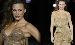 Podyumda yürümesi yetti! Serenay Sarıkaya’ya milyonluk teklif