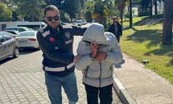 Samsun'da kıskançlık bahanesiyle eşini bıçaklayan koca adliyede