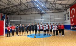 Alaçam’da Cumhuriyet coşkusu voleybol turnuvasıyla yaşanıyor