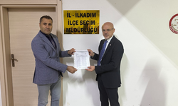 Yeni Parti Samsun’da Mehmet Özdağ mazbatasını aldı