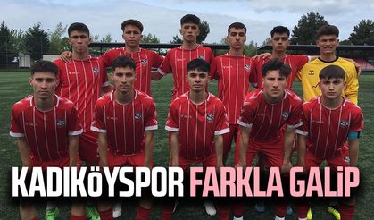 Kadıköyspor U17 takımı Vezirköprü Belediyespor'u 5-1'lik farkla yendi