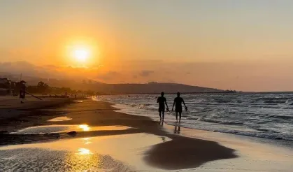 Atakum Sahili’nde Gün Batımında Yürüyüş Keyfi