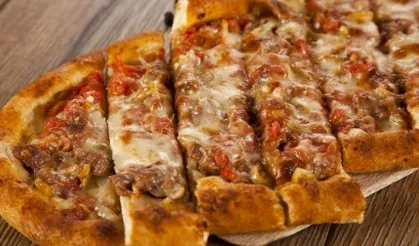 Samsun Pidesi – Karadeniz’in Üç Farklı Lezzetini Bir Araya Getiren Geleneksel Tat