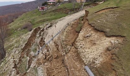 Samsun’da heyelan paniği! Yayla yolu ulaşıma kapandı