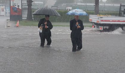 Samsun’da sıcaklık düşüyor! Sağanak uyarısı geldi