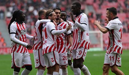 Samsunspor geçen sezonu mumla arıyor! Rakamlar şaşırttı