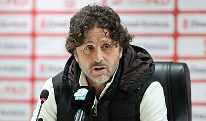 Trabzonspor Teknik Direktörü Fatih Tekke hakemi eleştirdi!