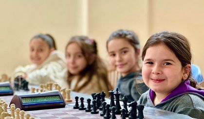 Zekâ ve strateji buluştu: Çarşamba’da 180 öğrenci yarıştı