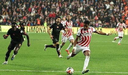 Samsunspor’dan Galatasaray’a 4 gollü darbe! Ligde ilk kez...